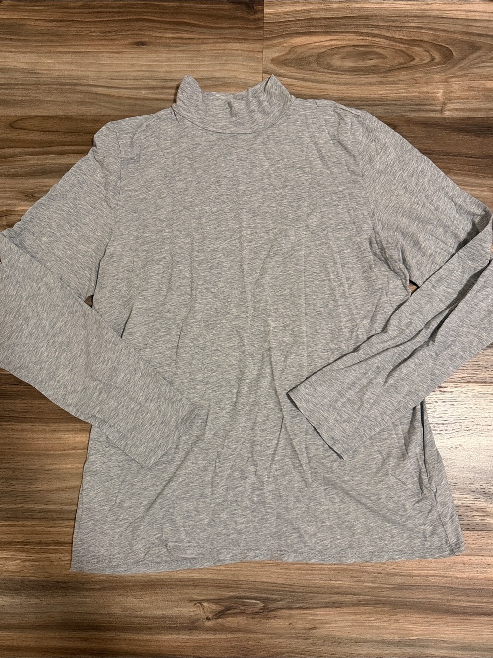 Everlane Women's Top Light Heather Gray Mock Neck Long Sleeve Tee Sz. XL Capsule